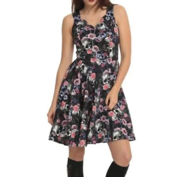Floral Sleeveless Dress - Black and Pink - Picture 1 of 5